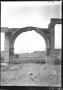 Arc de la grande colonnade à l'ouest du théâtre de Palmyre (Syrie)