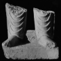 Deux pieds d'une statue d'homme, temple de Bêl (Palmyre, Syrie)