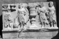 Bas de sarcophage avec personnage préparant un banquet, temple de Bêl (Palmyre, Syrie)